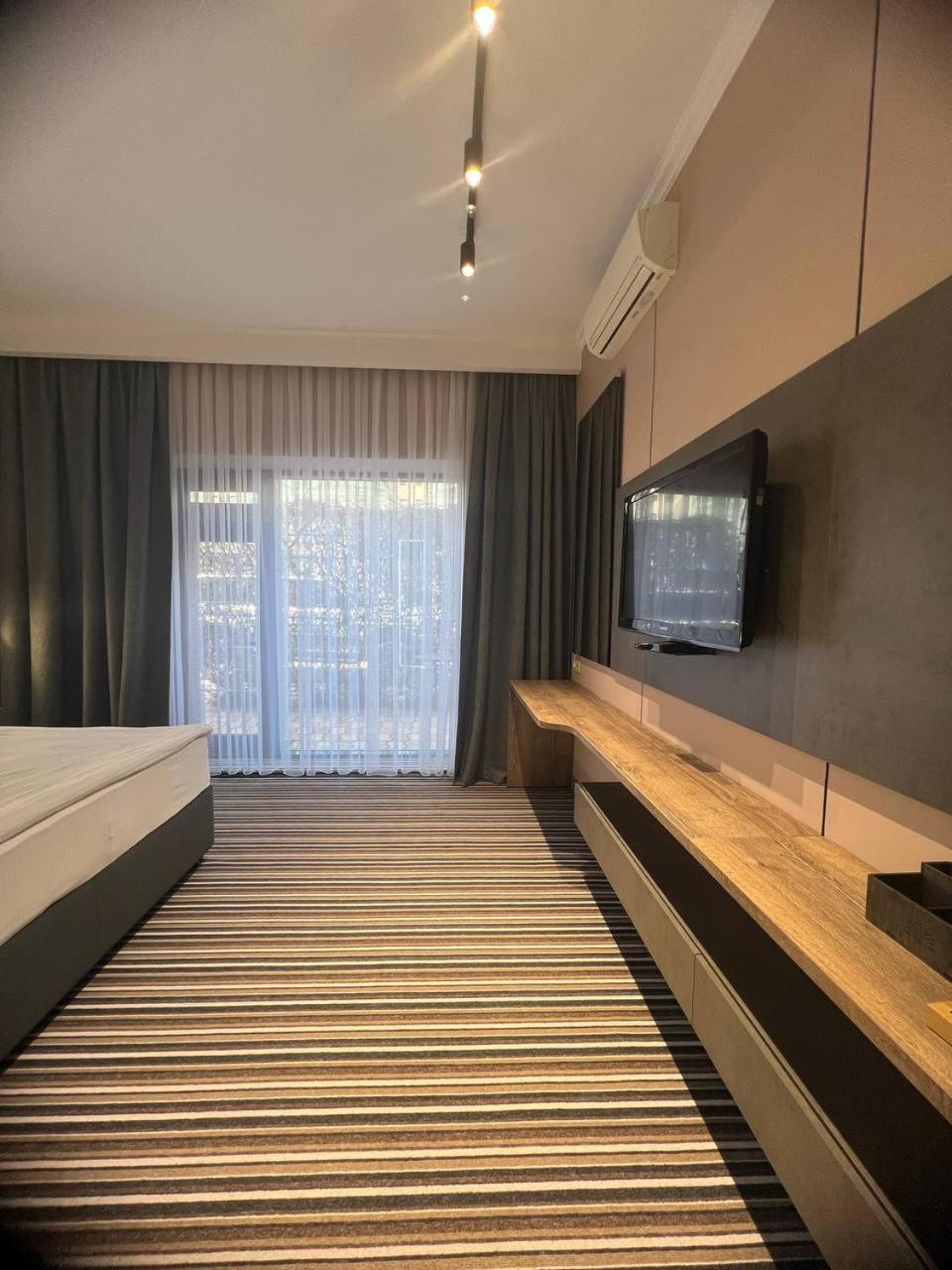 Sapar Standart Hotel شيمكنت المظهر الخارجي الصورة