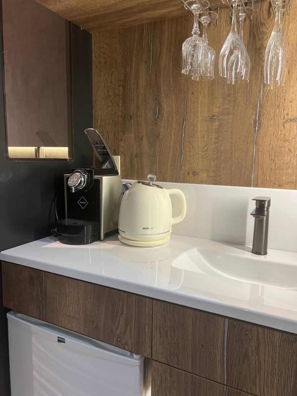 Sapar Standart Hotel شيمكنت المظهر الخارجي الصورة