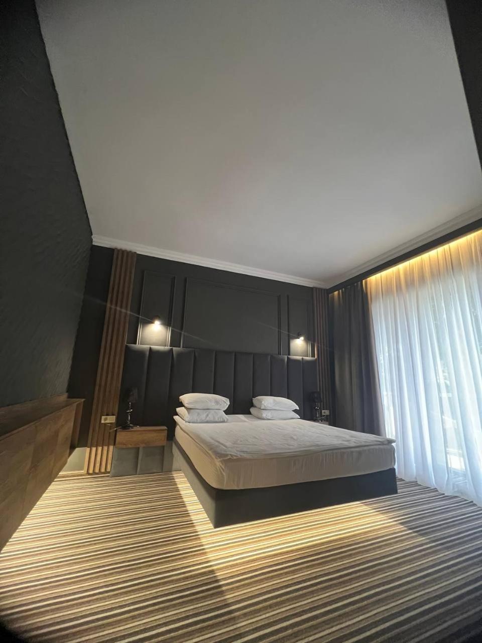 Sapar Standart Hotel شيمكنت المظهر الخارجي الصورة