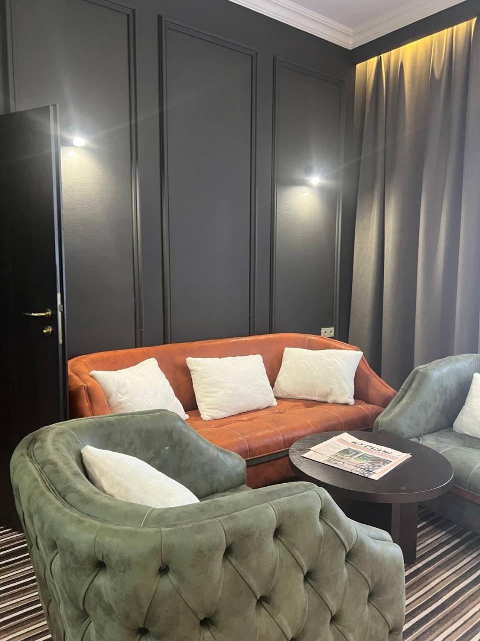 Sapar Standart Hotel شيمكنت المظهر الخارجي الصورة