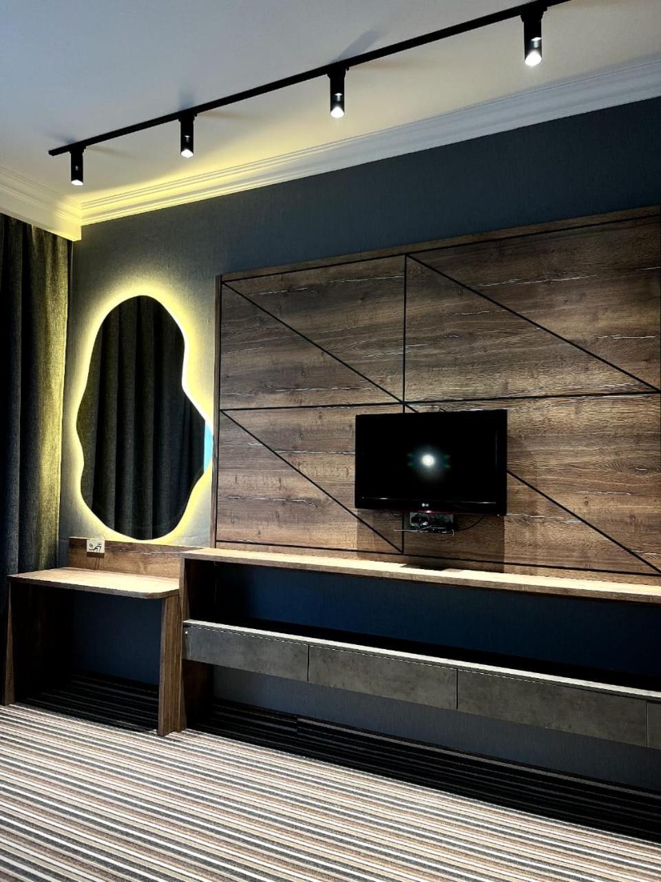 Sapar Standart Hotel شيمكنت المظهر الخارجي الصورة