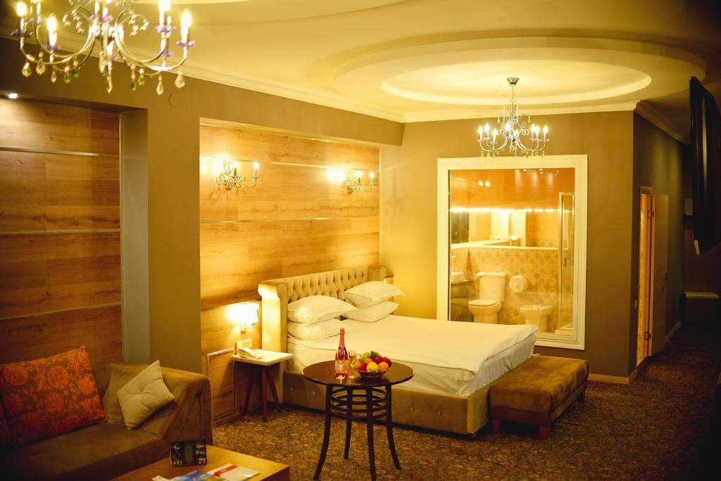 Sapar Standart Hotel شيمكنت المظهر الخارجي الصورة