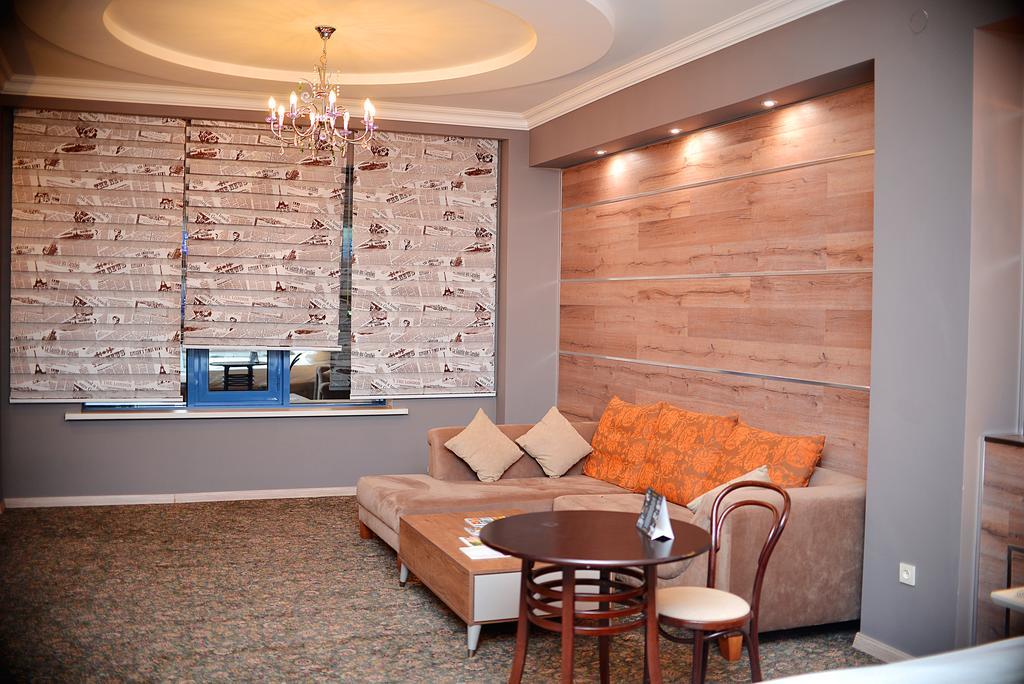 Sapar Standart Hotel شيمكنت المظهر الخارجي الصورة