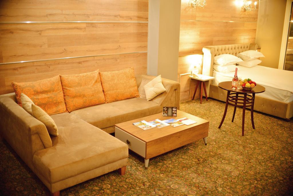 Sapar Standart Hotel شيمكنت المظهر الخارجي الصورة